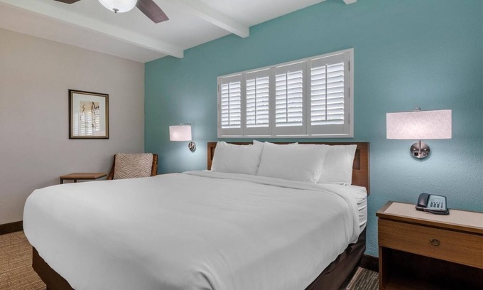 Jekyll Island Casa | Tranquil Room Near Georgia Sea Turtle Center | Onsite Pool, Free Breakfast