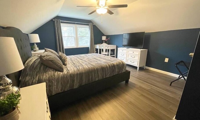 Schenectady Casa | Tranquil Schenectady Getaway: 3BR Stylish Retreat