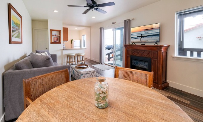 Cayucos Apartamento | Tranquil Seaside Escape near Beach, Restored Boutique Suite, sleeps 4