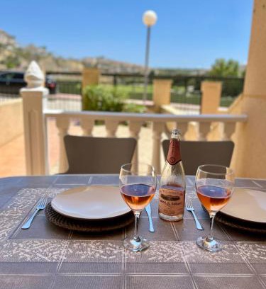 Rojales Apartamento | Tranquil Self Catering Golf Course Apartment