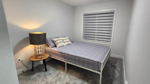 West Edmonton Casa | Tranquil Short Term Rental