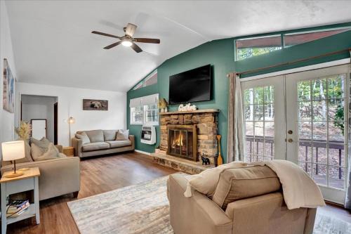 Gouldsboro Casa | Tranquil Trails Cottage Fire Pit Cozy 3BDR