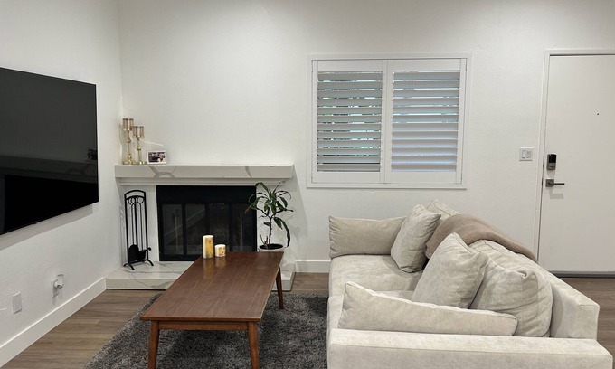 Rancho Santa Margarita Condominio | Tranquil 2-bedroom condo in Rancho Santa Margarita with AC, WiFi