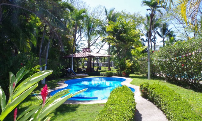 Tambor Casa | Tranquil Villa w/ private Pool - 5 min walk to beach