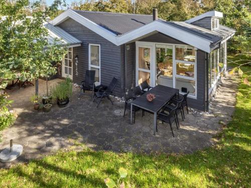 Thyholm Casa | Tranquil Waterside Retreat-By Traum