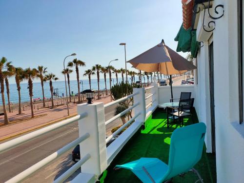 Adra Casa | Tranquila casa frente al mar