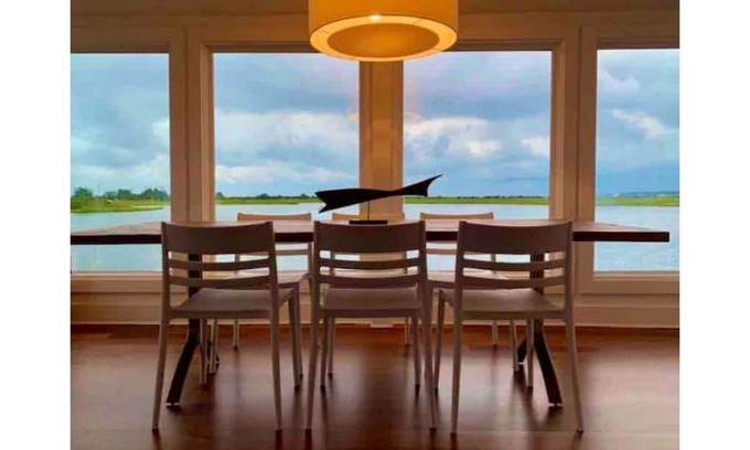 North Sea Casa | Tranquility at the Water’s Edge