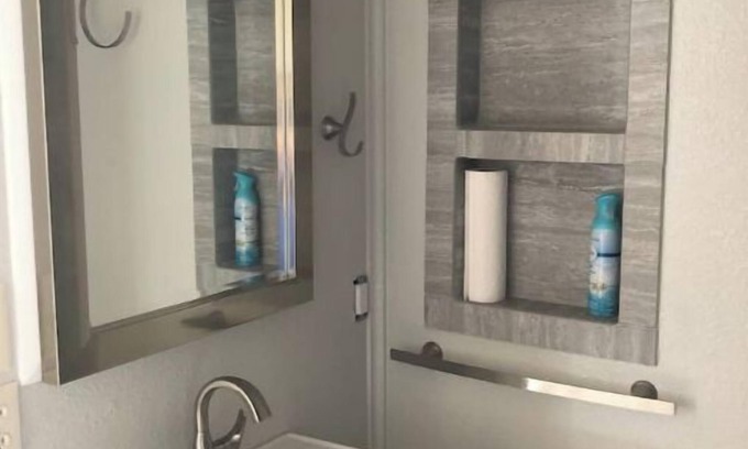 Pettus Casa | Tranquility Hill Bunk House