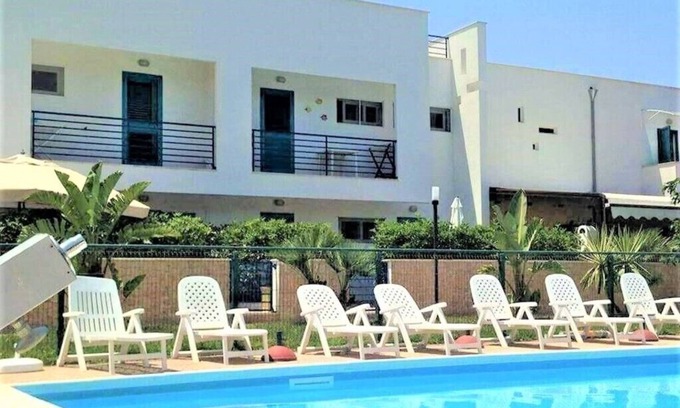 Boncore Apartamento | Tranquillo Trilocale Residence-boncore con Piscina