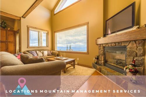 The Forest Apartamento | Trapper's Lodge - 4 Bd w Great View, Private Hot Tub