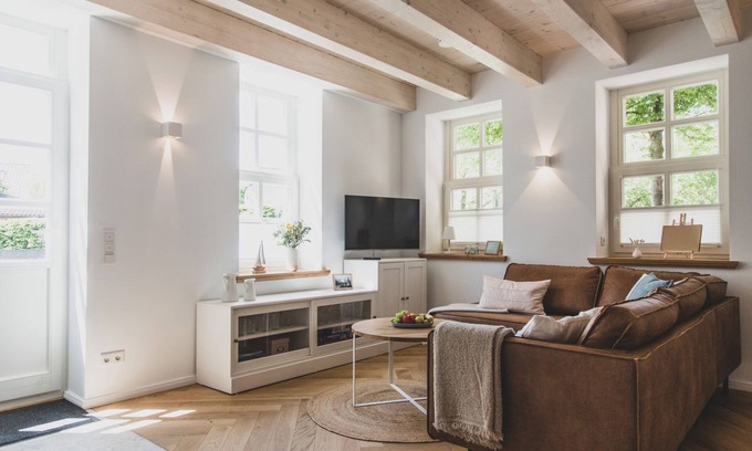 Upleward Apartamento | Traumhafte Fewo mit Terrasse im Historischen Hof - Gulfhof Boomgaarden