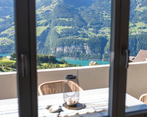 Amden Apartamento | Traumhafte Sonnenresidenz mit Berg- und Seeblick