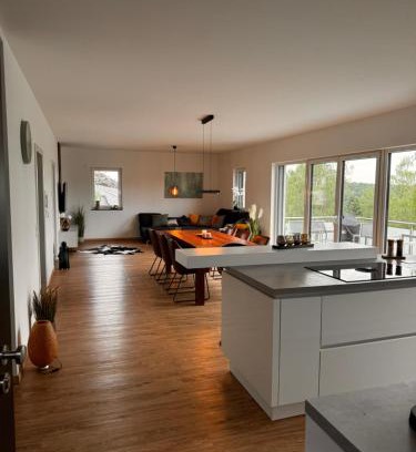 Hardert Apartamento | Traumhafter Ausblick, modern mit Komfort und Stil