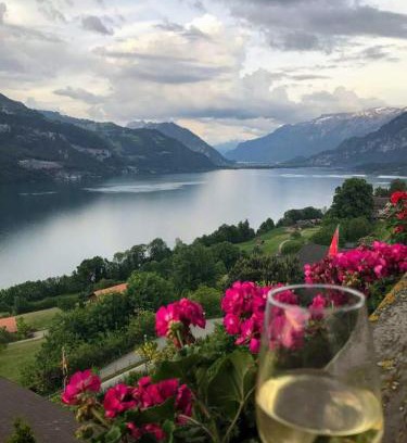 Krattigen Apartamento | Traumhaftes Chalet mit Seesicht