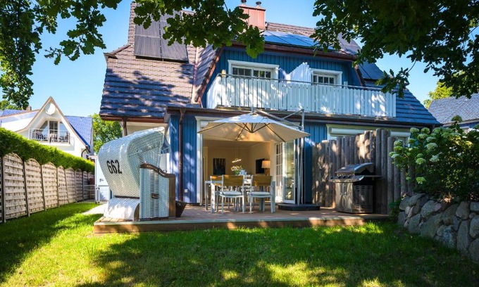 Ostseebad Prerow Casa | Traumhaus Auri in Prerow Ostsee auf dem Darß mit Kamin und Sauna und Garten