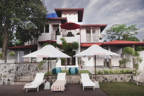 Hikkaduwa Hotel | Travel Cage