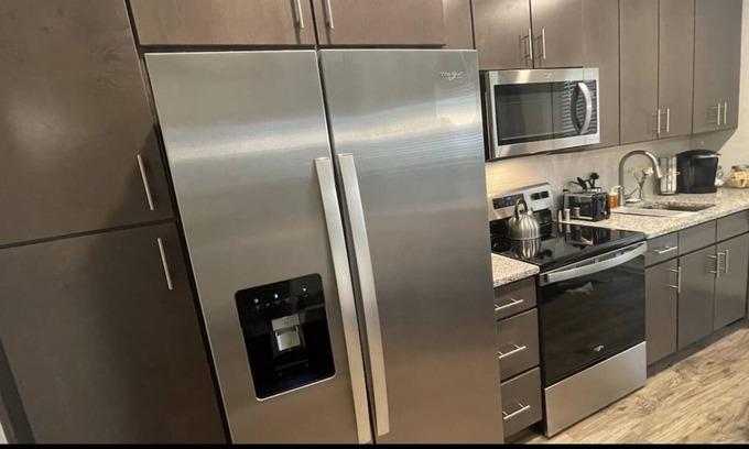 Deerwood Apartamento | Travel Nurses Pool, Gym & More Mayo Clinic 6-min