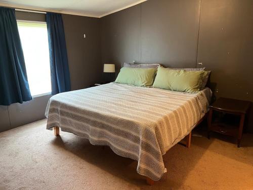 Taylorsville Casa | Travel Worker Between Housing 32 Lake View Mh