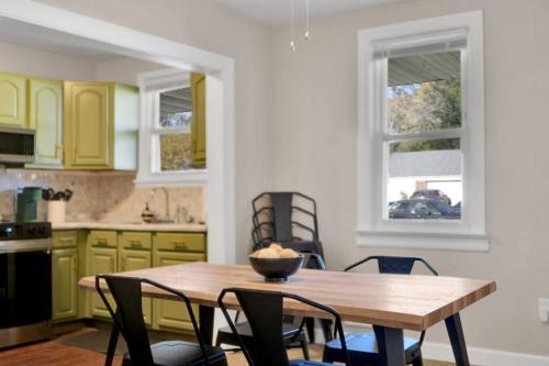 Belleville Casa | Traveler's Place of Belleville