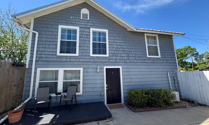 Temple Casa | Traveler's Respite - 1 Bedroom
