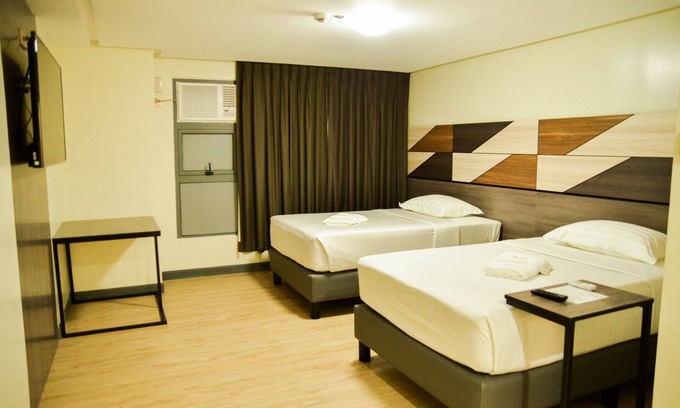 Baguio Hotel | Travelite Hotel Legarda