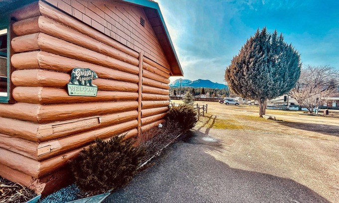 Darby Otro | Travellers Rest Cabins and RV Park
