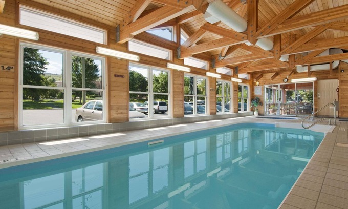 City Centre Hotel | Travelodge by Wyndham Kamloops