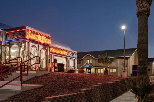 Yuma Hotel | Travelodge by Wyndham Yuma