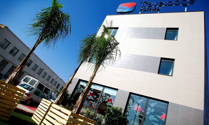 Manises Hotel | Travelodge Valencia Aeropuerto