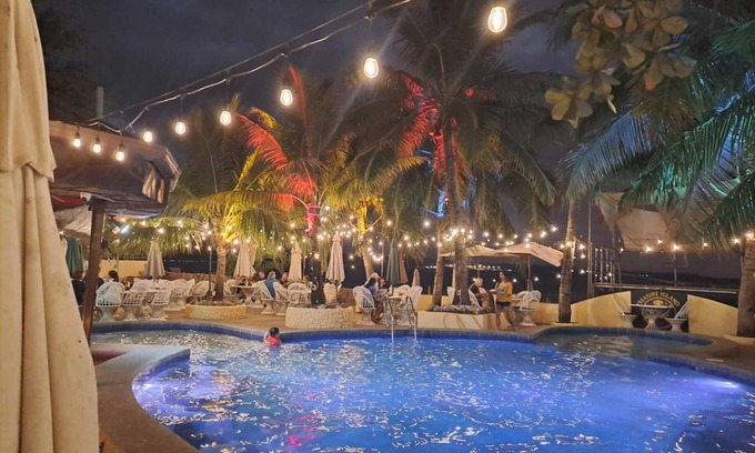 Barretto Complejo | Treasure Island Resort