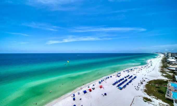 Thomas Drive Condominio | Treasure Island 1510