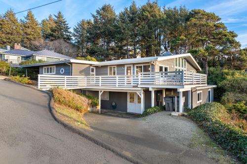 Neahkahnie Beach Casa | Treasure Rocks