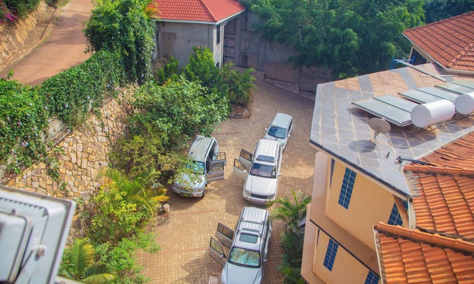 Kampala Hotel | TreasureView Courts