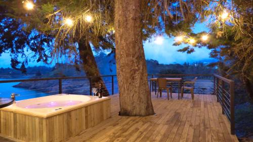 Guatape Chalet De Esquí | Tree House, Cabaña privada con Jacuzzi