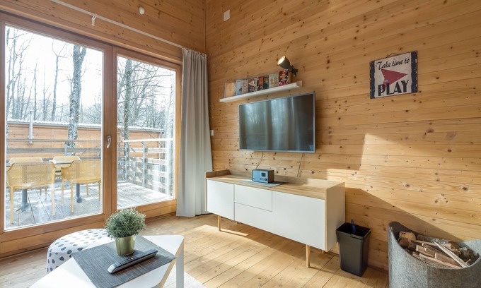 Lovinac Casa | Tree house Lika With whirlpool, Medak, Croatia