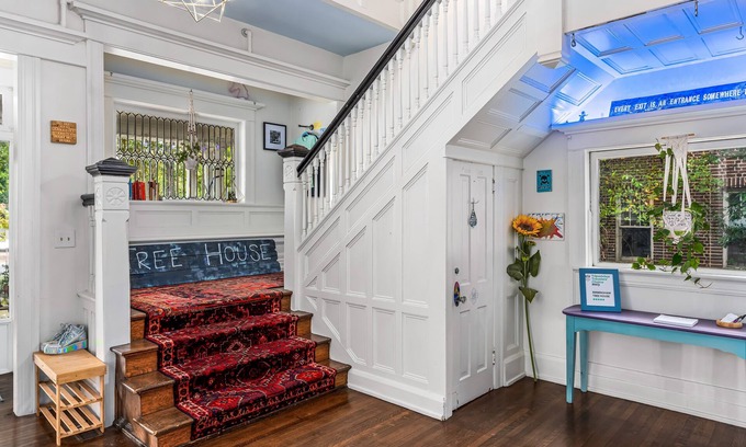 Five Points South Casa | Tree House