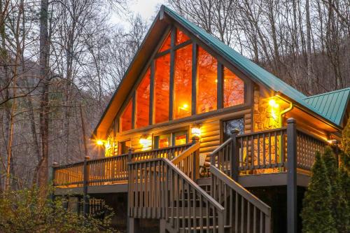 Bryson City Casa | Tree-Lined Cabin with Hot Tub and Deck in Bryson City