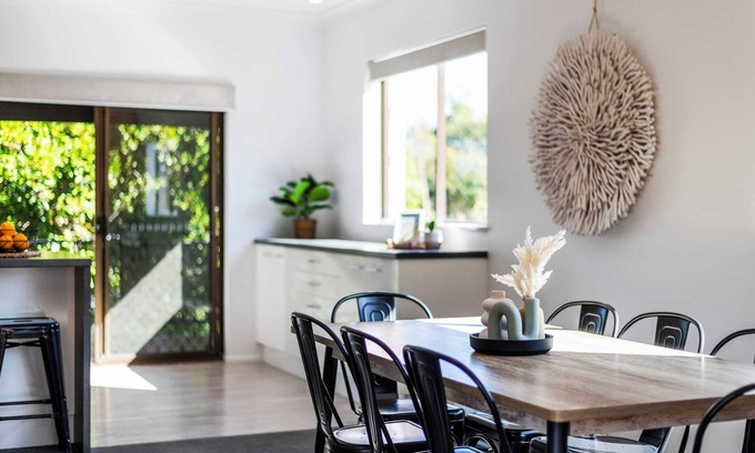 Yamba Casa | Tree Views - Oceanstays