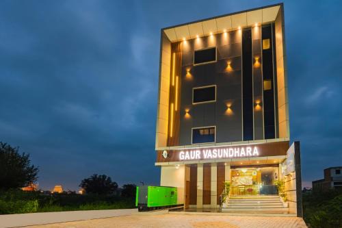 Vrindavan Hotel | Treebo Gaur Vasundhara