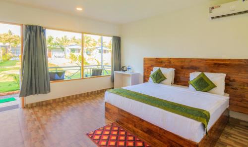 Morjim Hotel | Treebo Lands End Beach Resort Morjim