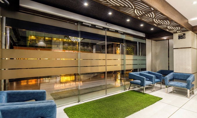 Park Street Hotel | Fabhotel Orion Crystal