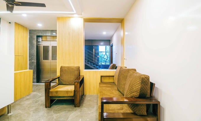 Banjara Hills Hotel | Treebo The Address Inn Mehdipatnam