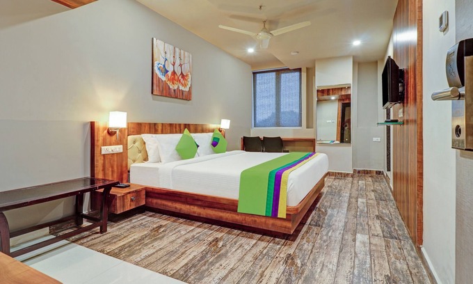 Vijayawada Hotel | Treebo Trend Dev'S Inn