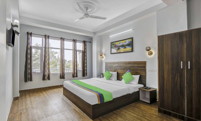 Shoghi Hotel | Treebo Trend Shubham Nature Villa With Mountain View