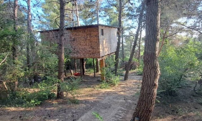 Razanac Alquiler De RV | Treehouse in Ljubac