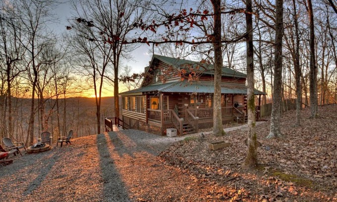 Ellijay Casa | Treetop Getaway
