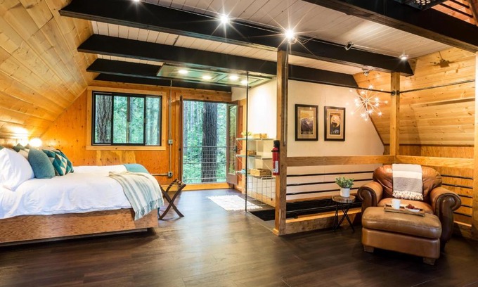 Glacier Casa | Treetop Hideaway, Sleeps 2