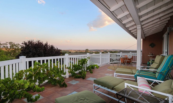 Paso Robles Casa | Treetop Lodge: piérdete en las vistas del lado oeste, cerca del centro.