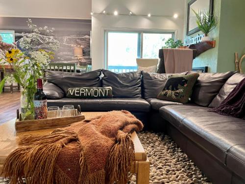 Central Vermont- Killington Casa | TreeTops - AC, Pool, Tennis, Close to Resort Biking