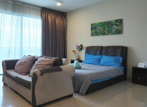 Shah Alam Casa | TREFOIL@SETIA CITY, STUDIO UNIT,HOMESTAY